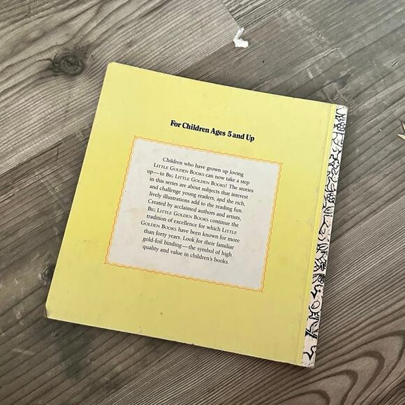 garfield jim davis the fussy cat paws a big little golden book - Picture 2 of 3